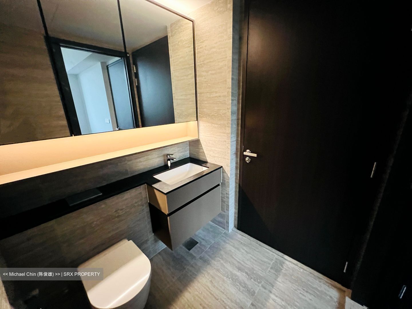 The Commodore (D27), Condominium #443667861